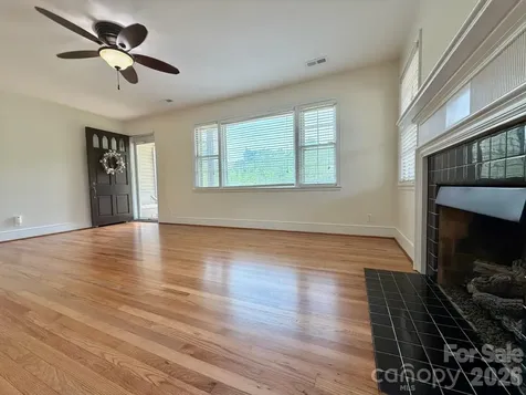 917 W Pine Street Blacksburg SC 29702