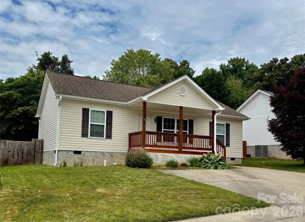 95 Newberry Drive Fletcher NC 28732