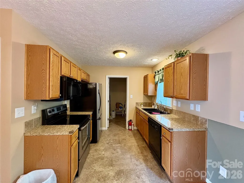 95 Newberry Drive Fletcher NC 28732