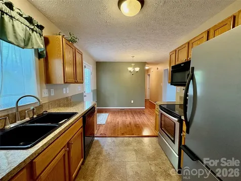 95 Newberry Drive Fletcher NC 28732