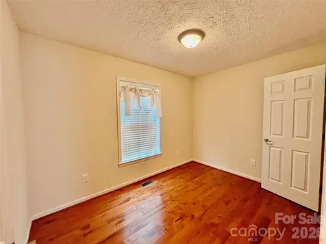 95 Newberry Drive Fletcher NC 28732