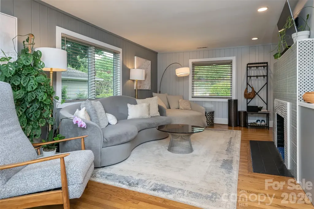 305 Lakewood Drive Asheville NC 28803