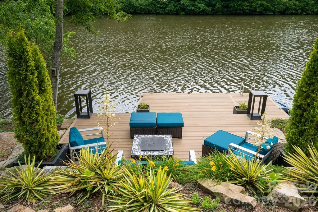 305 Lakewood Drive Asheville NC 28803