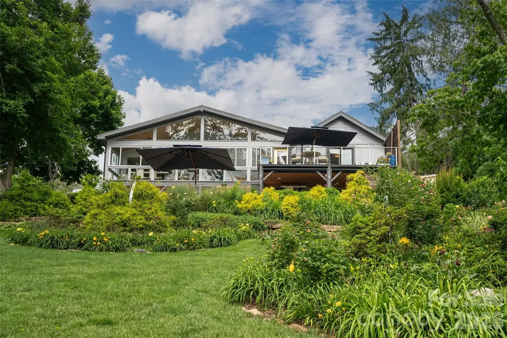 305 Lakewood Drive Asheville NC 28803