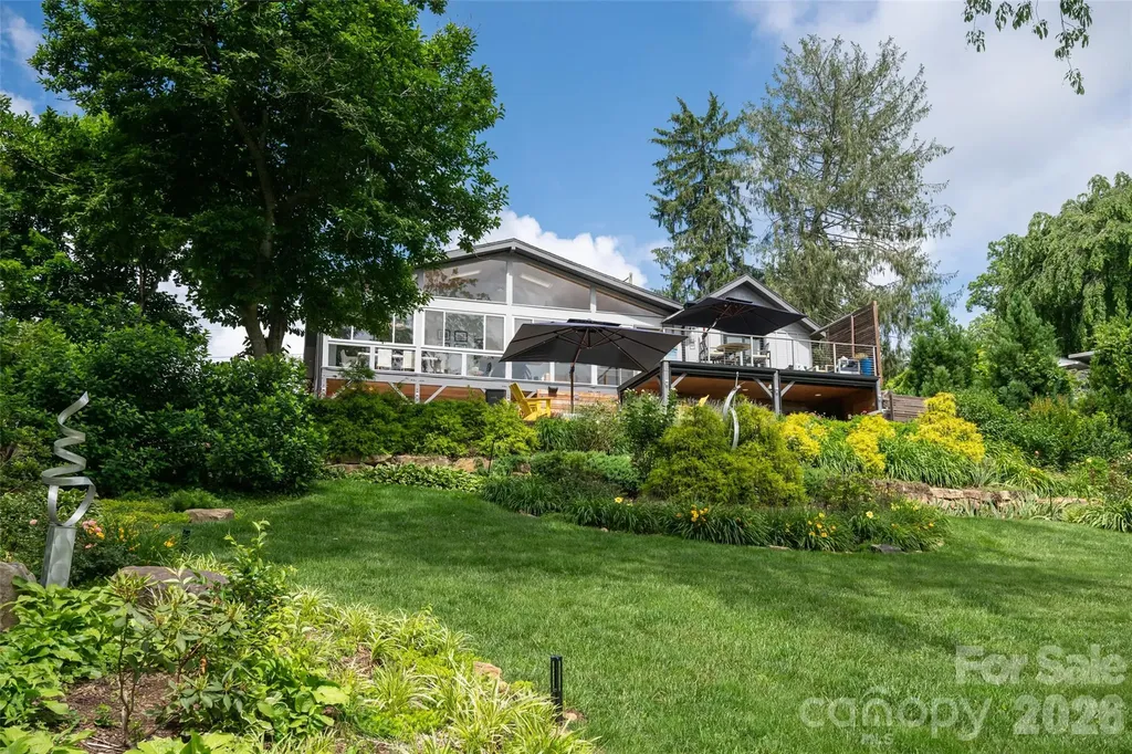305 Lakewood Drive Asheville NC 28803