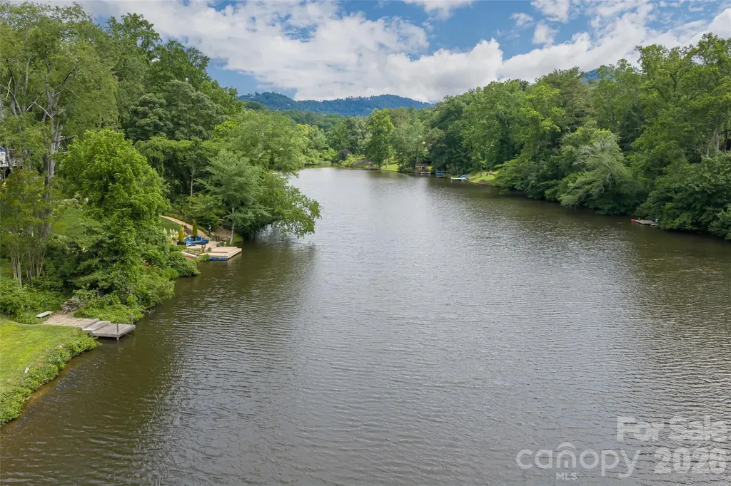 305 Lakewood Drive Asheville NC 28803