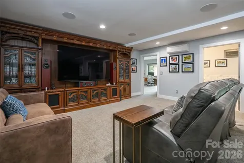 305 Lakewood Drive Asheville NC 28803