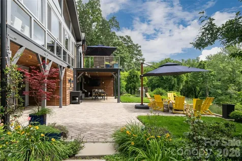 305 Lakewood Drive Asheville NC 28803