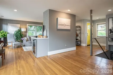305 Lakewood Drive Asheville NC 28803