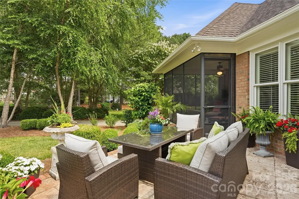 18527 Carnegie Overlook Boulevard Davidson NC 28036