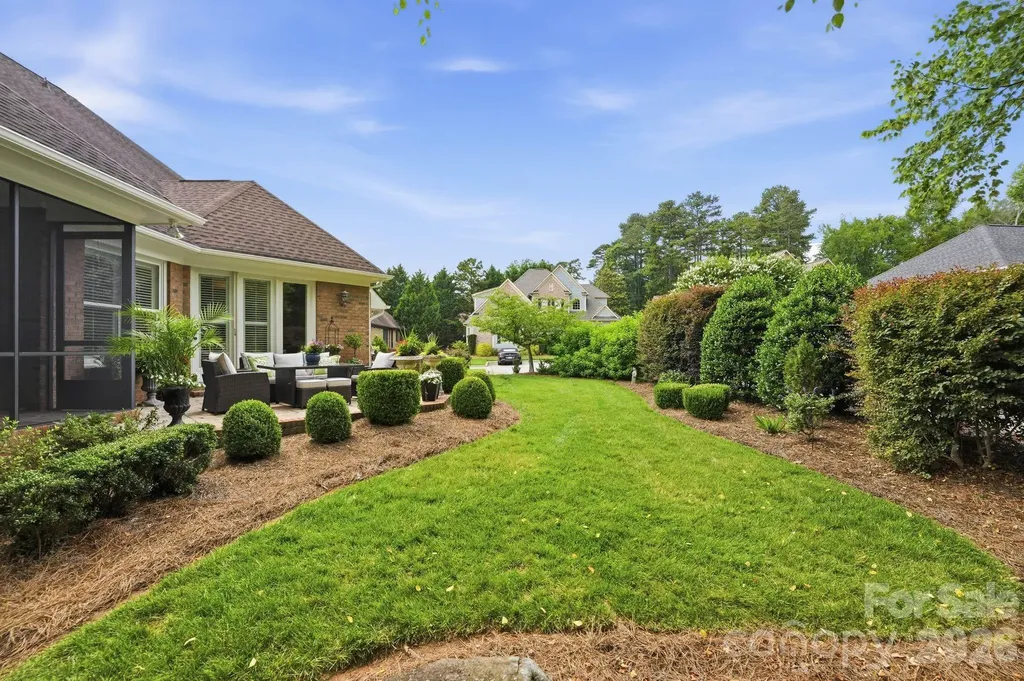 18527 Carnegie Overlook Boulevard Davidson NC 28036