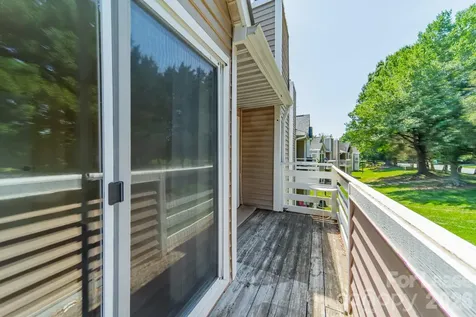 9605 Vinca Circle Charlotte NC 28213
