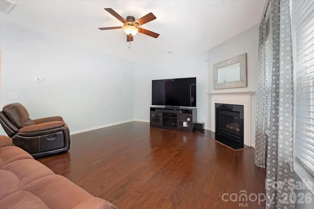 9718 Loughlin Lane Charlotte NC 28273
