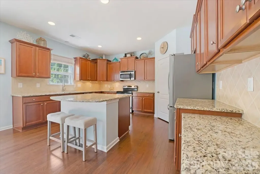 9718 Loughlin Lane Charlotte NC 28273
