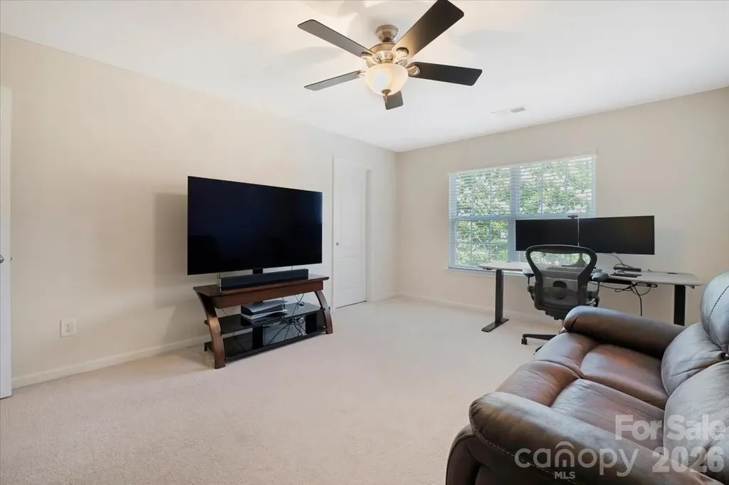 9718 Loughlin Lane Charlotte NC 28273