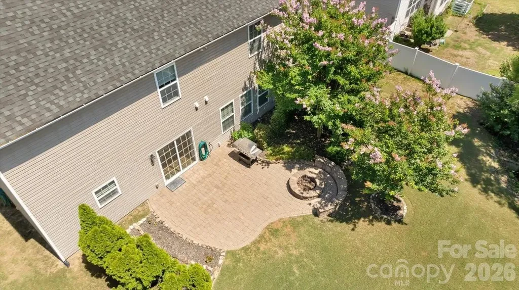 9718 Loughlin Lane Charlotte NC 28273