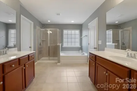 9718 Loughlin Lane Charlotte NC 28273