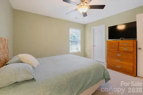 9718 Loughlin Lane Charlotte NC 28273