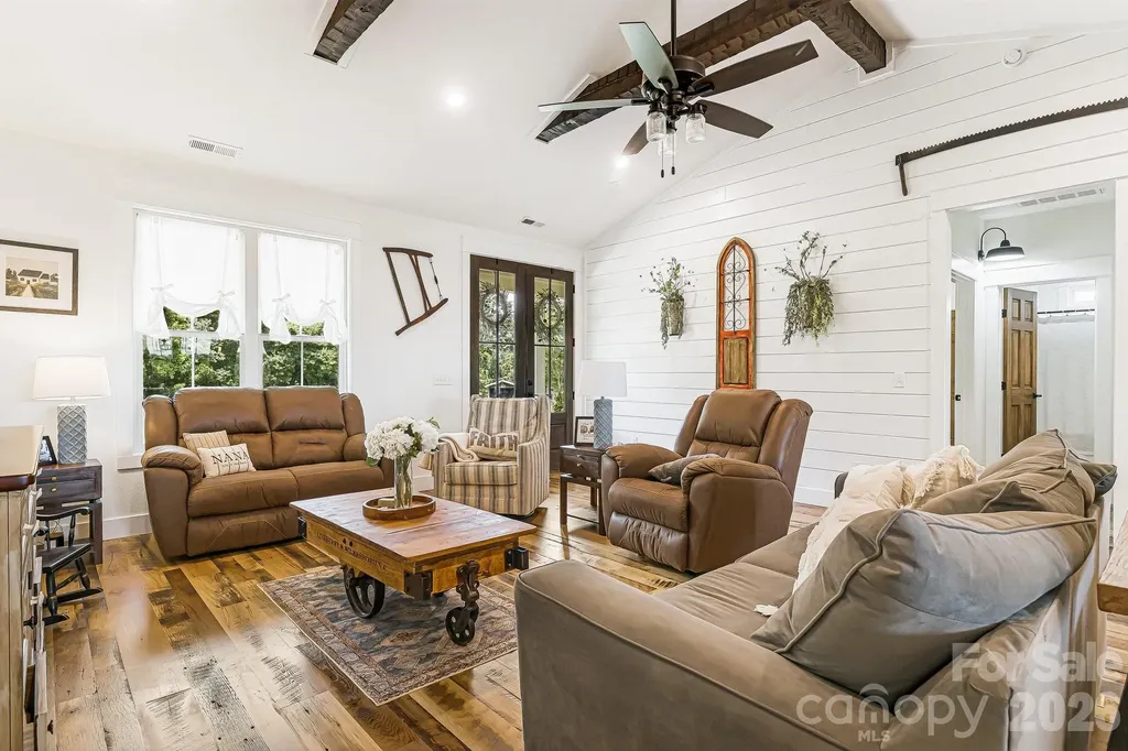 615 Don Felmet Road Marshall NC 28753