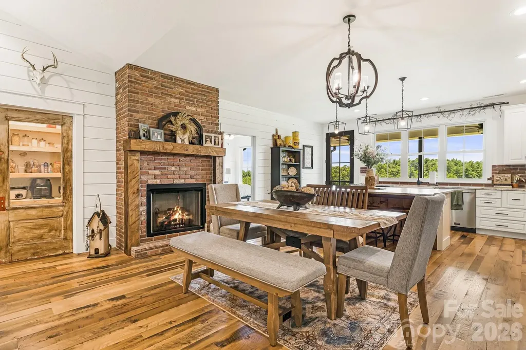 615 Don Felmet Road Marshall NC 28753
