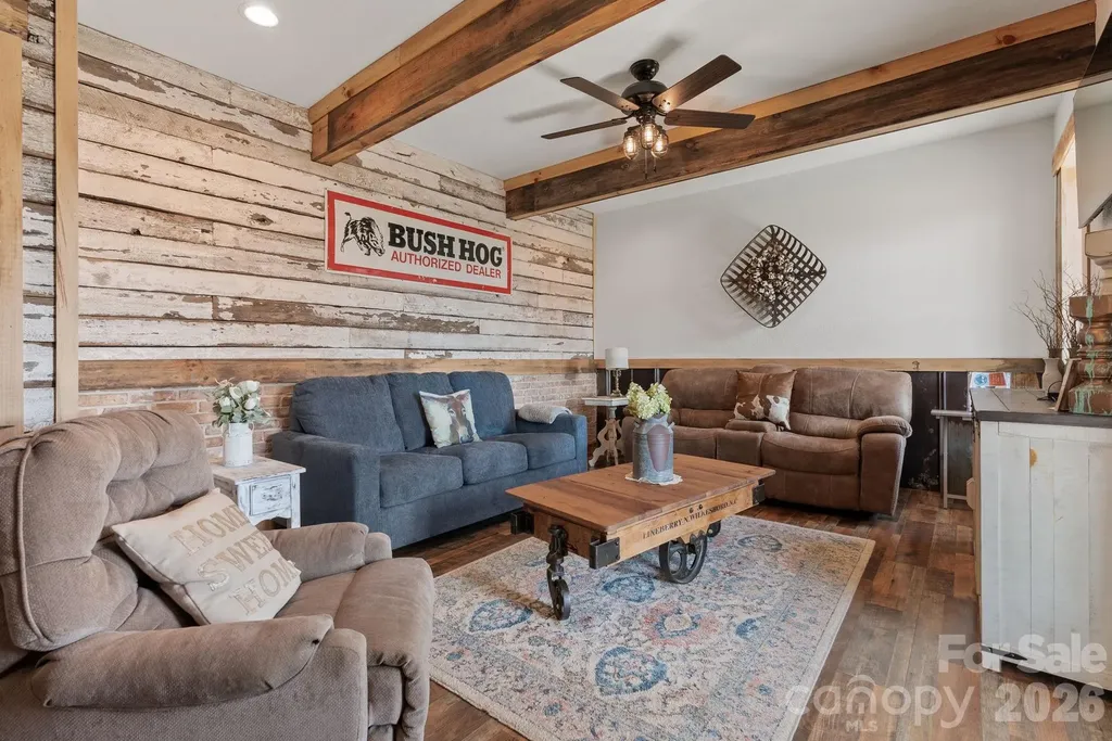 615 Don Felmet Road Marshall NC 28753