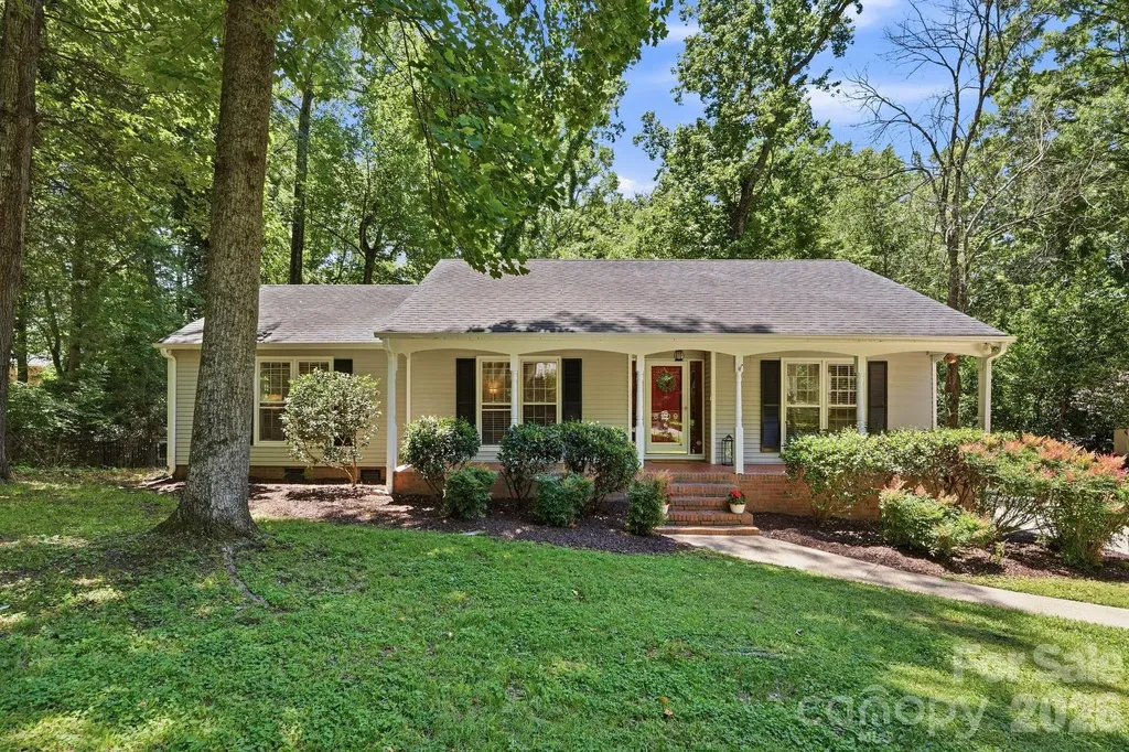 6109 Kingstree Drive Charlotte NC 28210