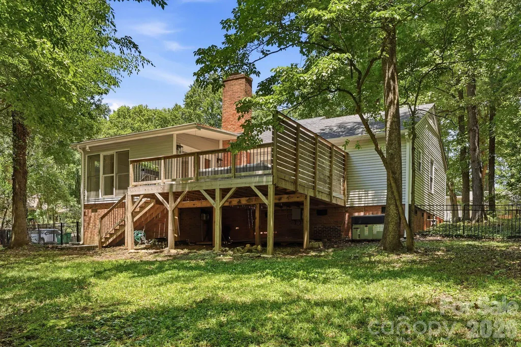 6109 Kingstree Drive Charlotte NC 28210