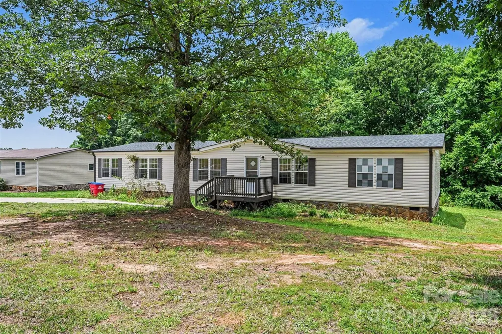 4533 Red Apple Drive Bessemer City NC 28016
