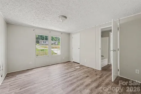 4533 Red Apple Drive Bessemer City NC 28016
