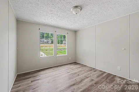 4533 Red Apple Drive Bessemer City NC 28016