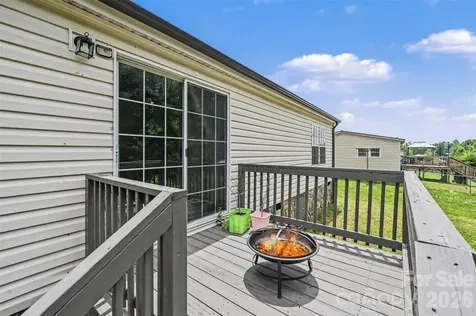 4533 Red Apple Drive Bessemer City NC 28016