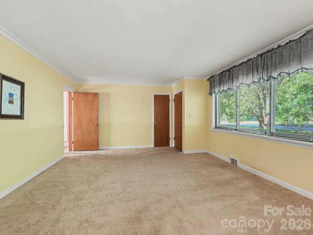 1006 S Main Street Landis NC 28088