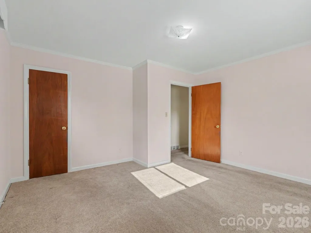 1006 S Main Street Landis NC 28088