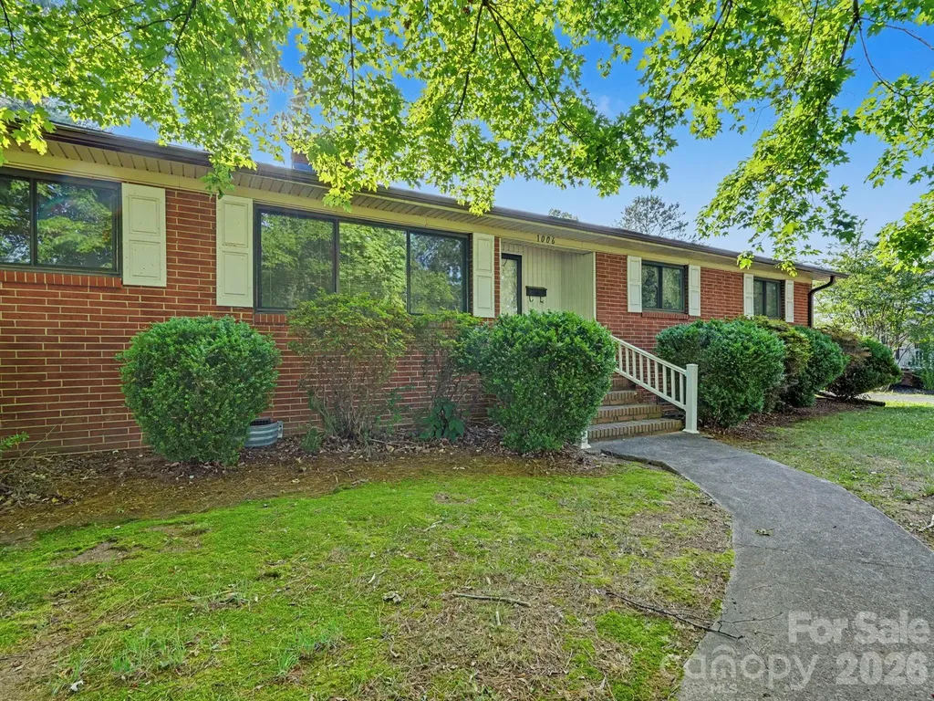 1006 S Main Street Landis NC 28088
