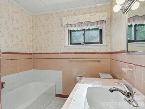 1006 S Main Street Landis NC 28088