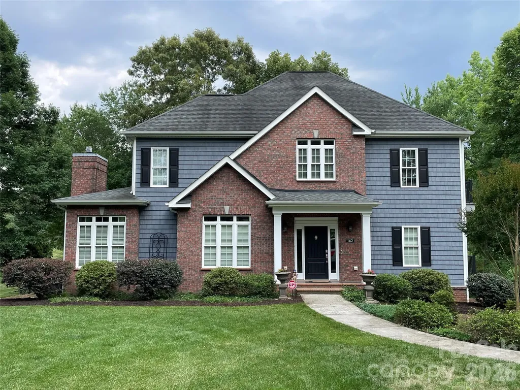 162 Twin Lakes Drive Statesville NC 28625