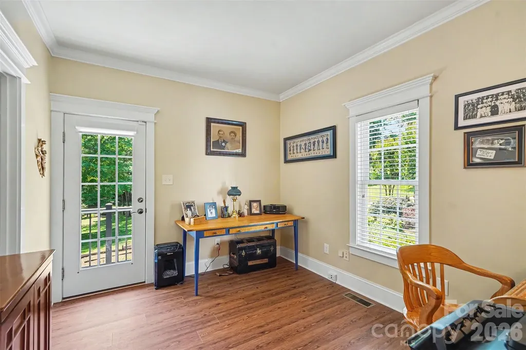 162 Twin Lakes Drive Statesville NC 28625