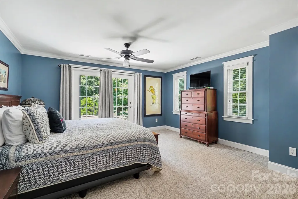 162 Twin Lakes Drive Statesville NC 28625