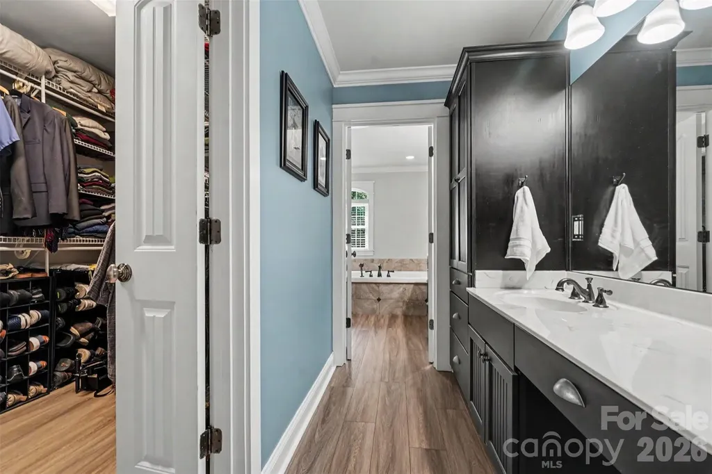 162 Twin Lakes Drive Statesville NC 28625