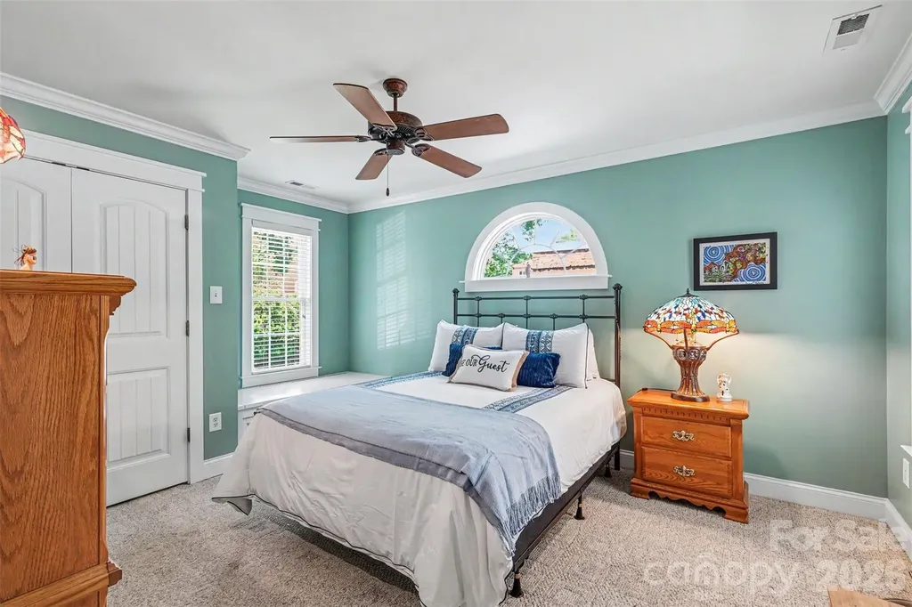 162 Twin Lakes Drive Statesville NC 28625