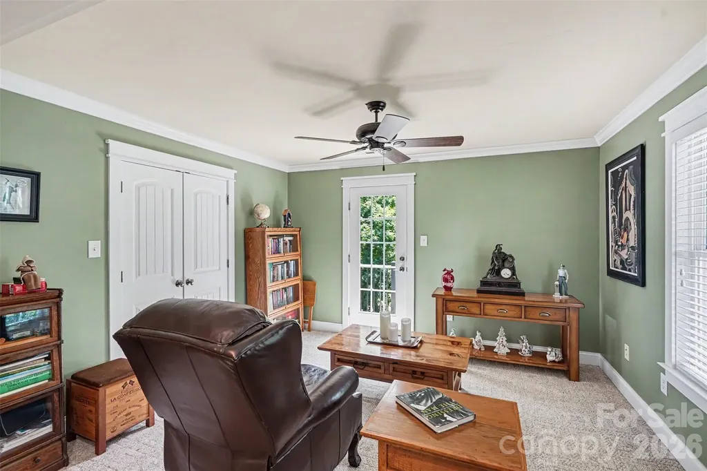 162 Twin Lakes Drive Statesville NC 28625