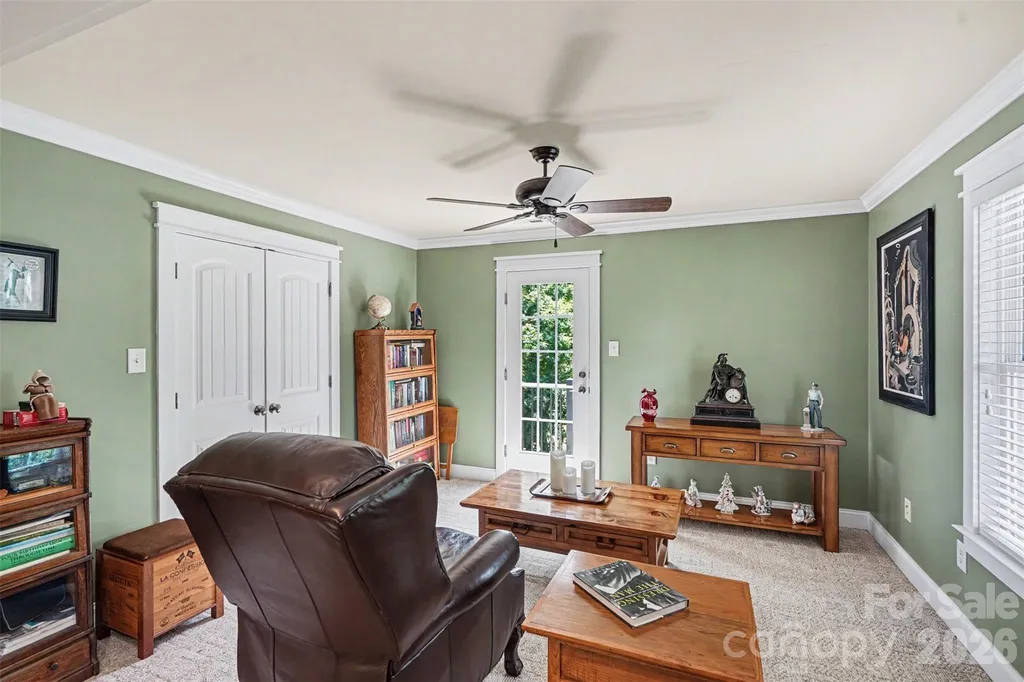 162 Twin Lakes Drive Statesville NC 28625