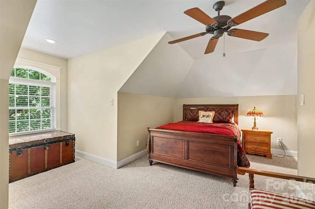 162 Twin Lakes Drive Statesville NC 28625