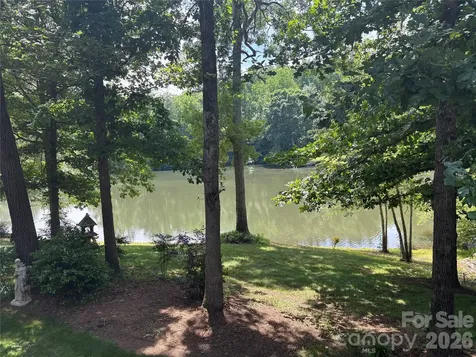 162 Twin Lakes Drive Statesville NC 28625