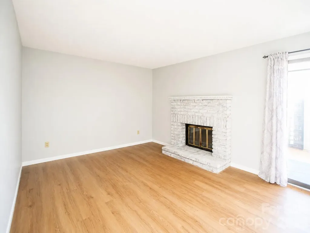 1330 5th Street NE Hickory NC 28601