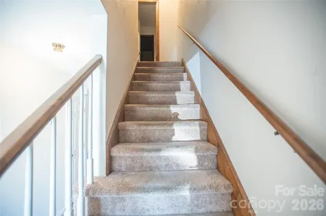 1330 5th Street NE Hickory NC 28601