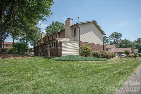 1330 5th Street NE Hickory NC 28601