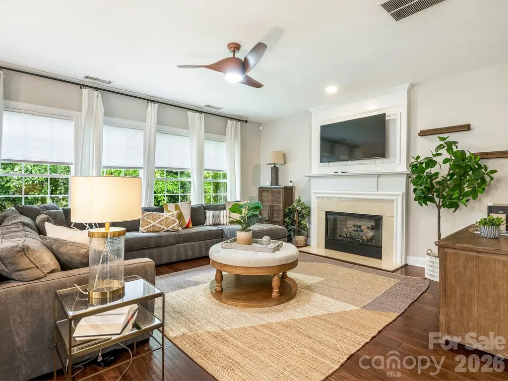 6807 Guinevere Drive Charlotte NC 28277