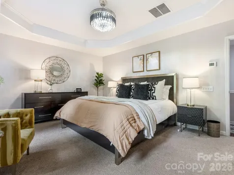 6807 Guinevere Drive Charlotte NC 28277