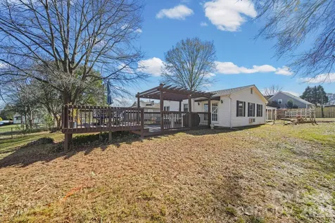211 9th Street Belmont NC 28012